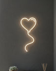 neon-led-ballon-coeur-decoration-murale