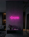 Néon LED mural Savage pour déco de chambre, bureau et gaming setup