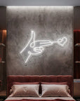 Néon LED Mural "Love Gun"
