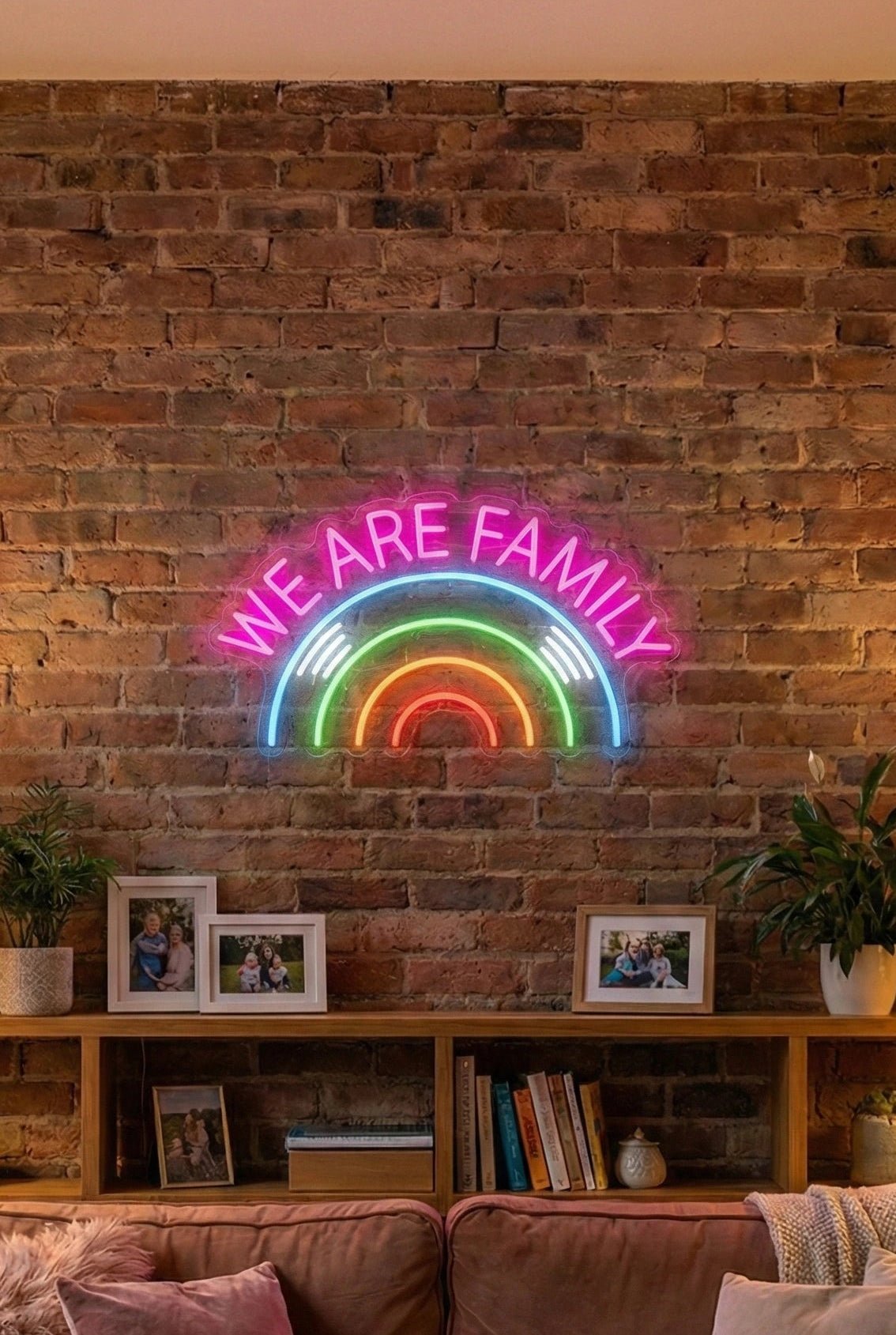 Néon LED Mural "We are family" Chill'Neon