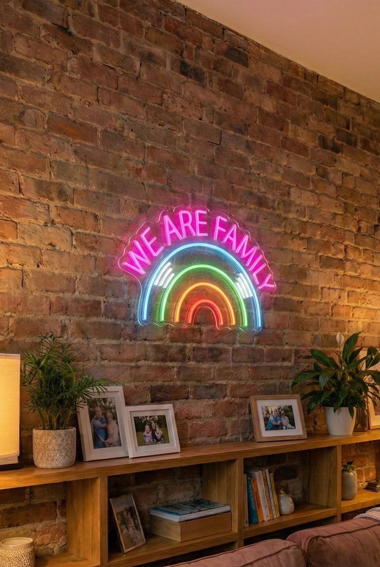 Néon LED Mural "We are family" Chill'Neon