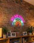 Néon LED Mural "We are family" Chill'Neon