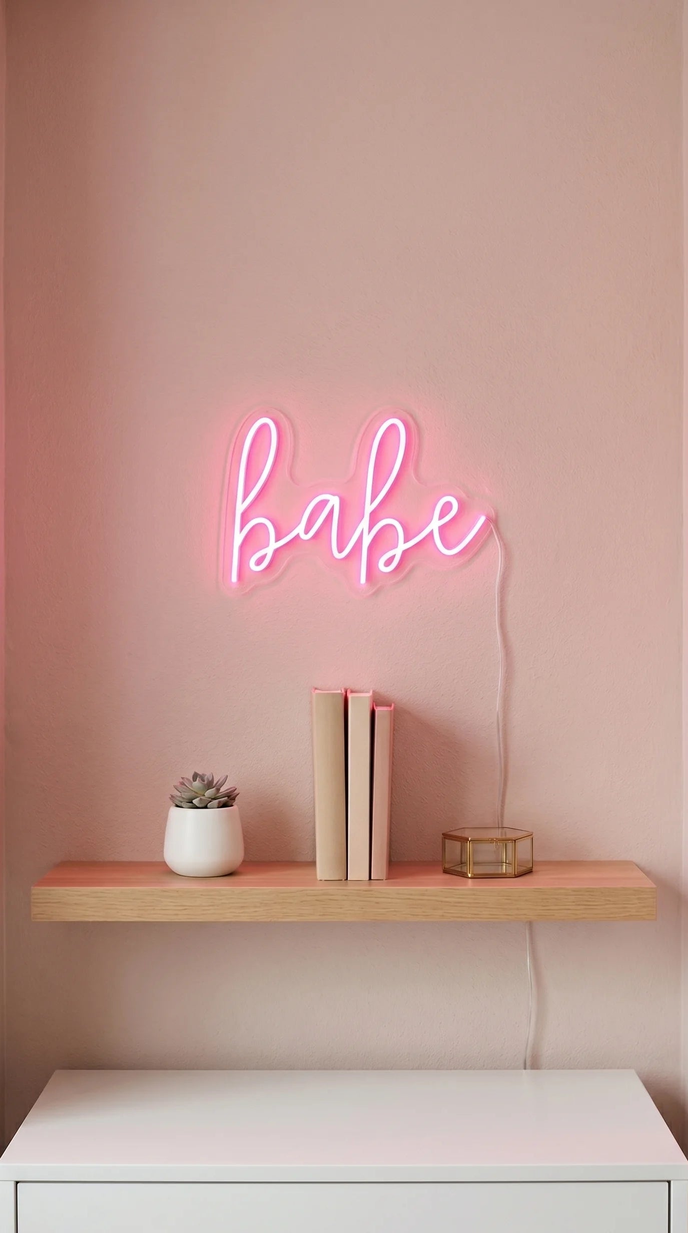 neon-led-babe-script-decoration-murale