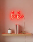 neon-led-babe-script-decoration-murale