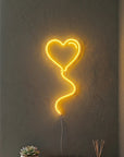 neon-led-ballon-coeur-decoration-murale