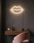 neon-led-levres-rose-fuchsia-decoration-murale