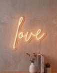 neon-led-love-script-decoration-murale4