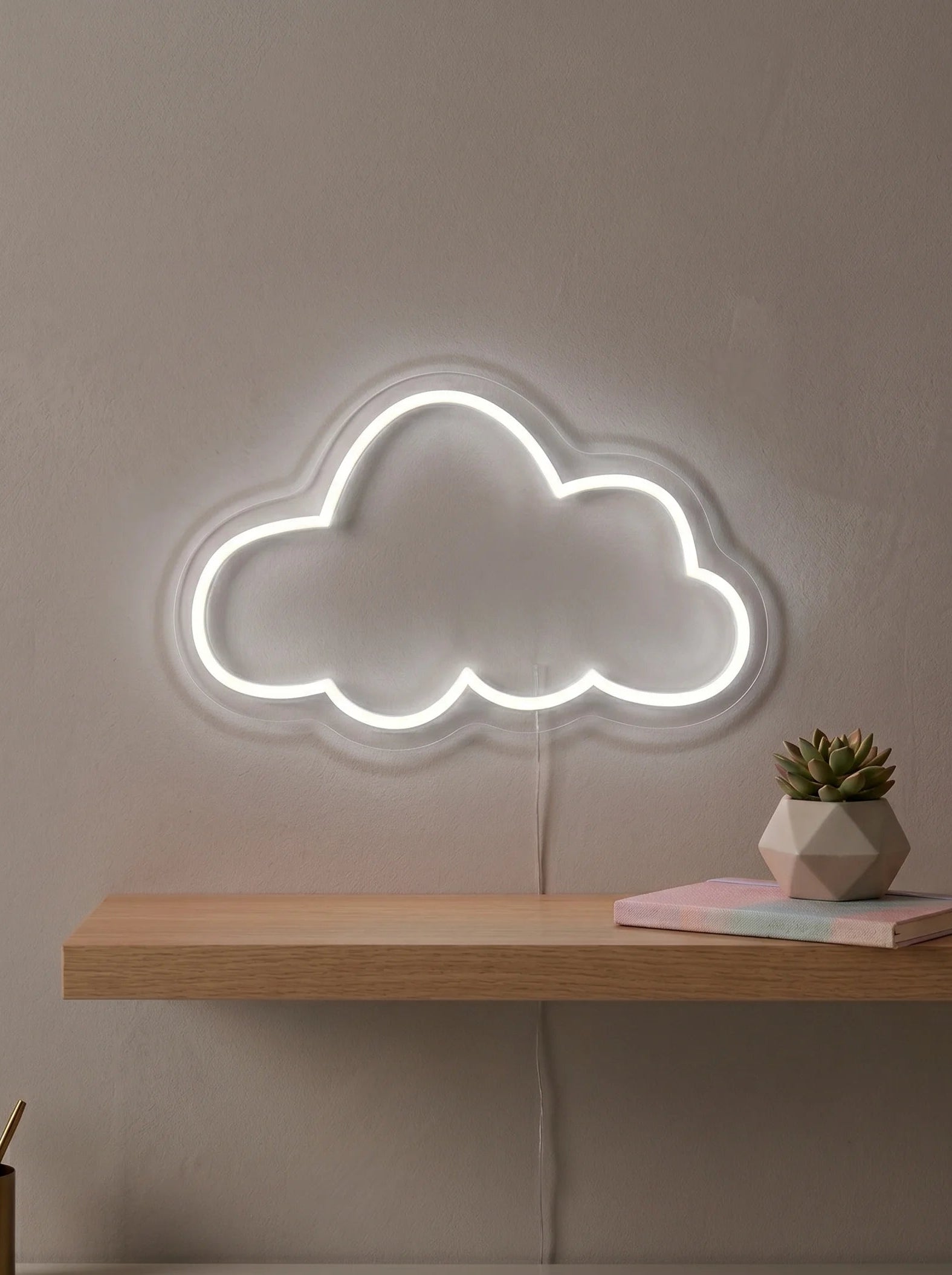neon-led-nuage-bleu-ciel-decoration-murale