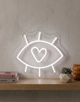 neon-led-oeil-coeur-evil-eye-decoration-murale