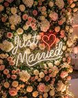 Néon LED Mural "Just Married"