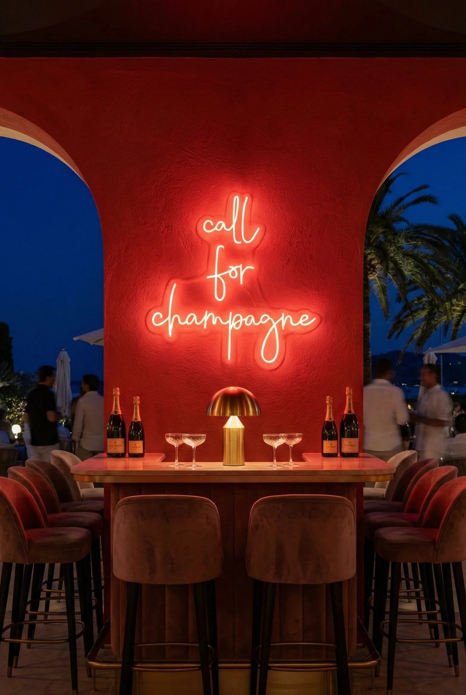 Néon LED Mural "Call For Champagne" Chill'Neon